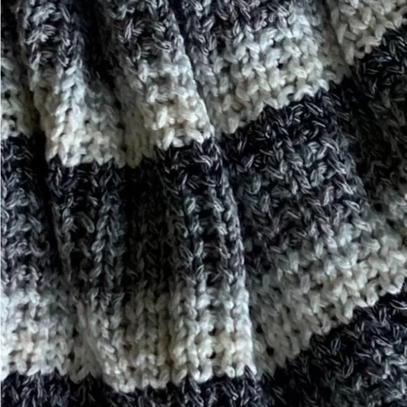 American Eagle Outfitters Soft Sweater Tank Top Casual Summer Trendy Blouse NWOT - Picture 2 of 8